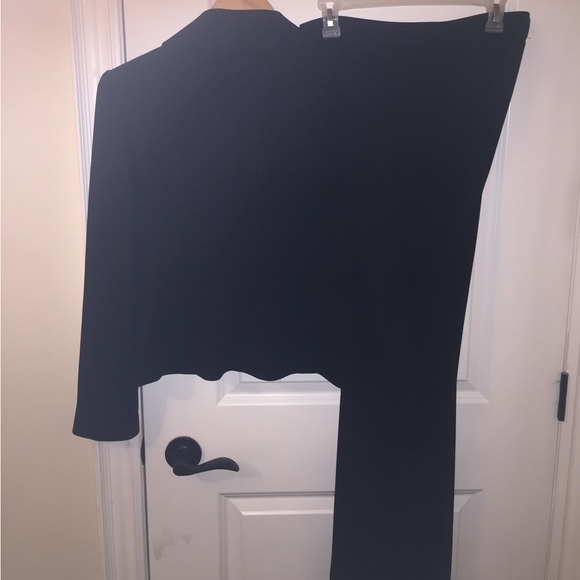 Sandra Angelozzi pantsuit set - Picture 2 of 4